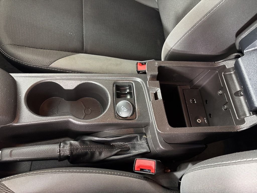Used 2014 Black Ford SE image 32