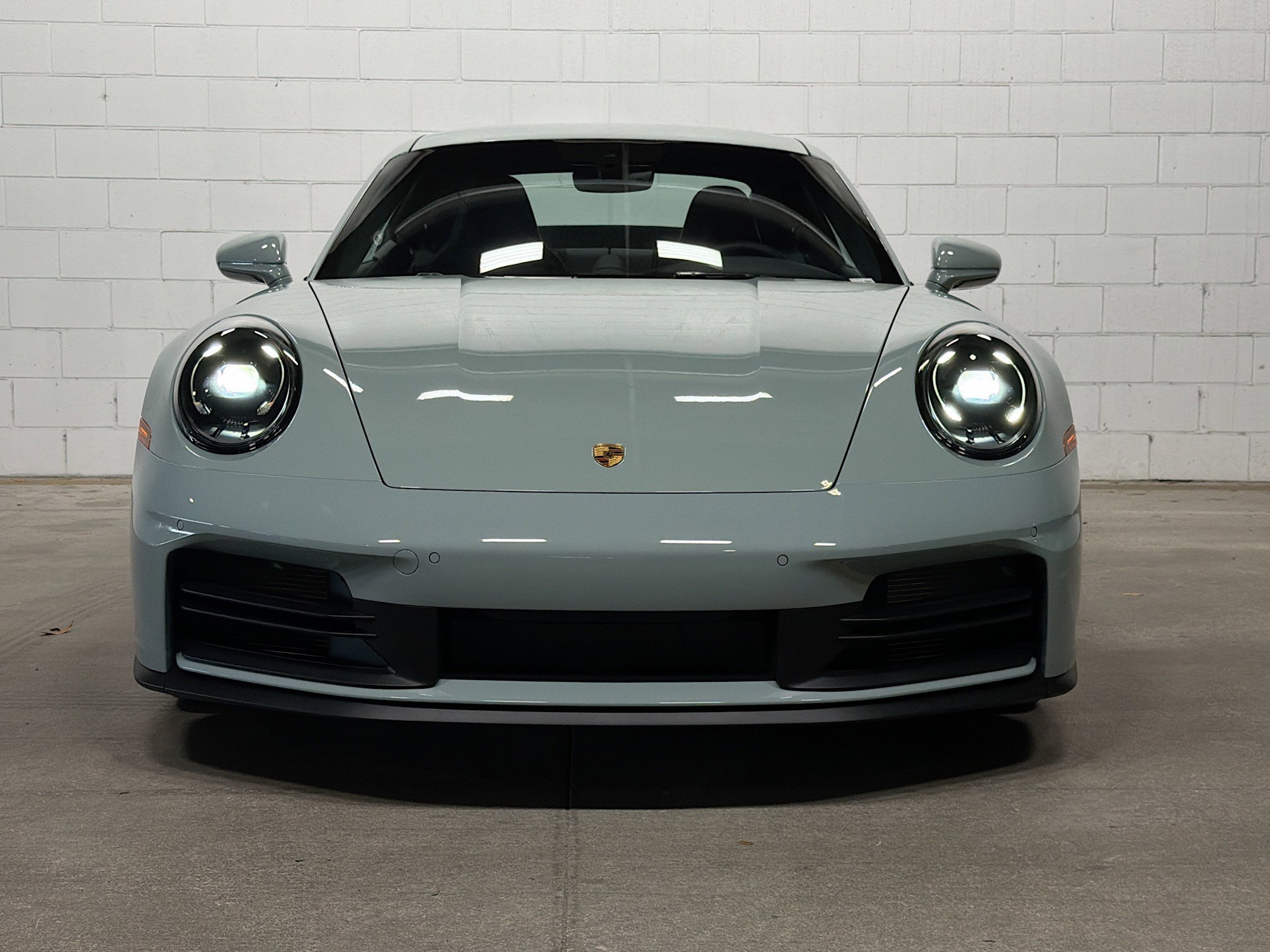 Certified Used 2026 Shade Green Metallic Porsche Carrera image 9