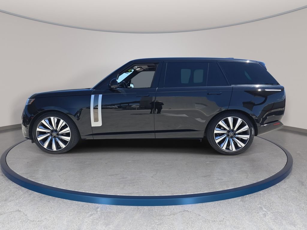 Certified Used 2023 Black Land Rover SV image 9