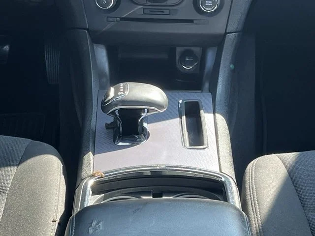 Used 2013 Silver Dodge SXT image 17