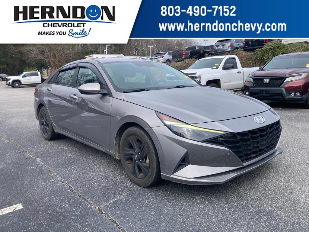 2022 Hyundai Elantra SEL