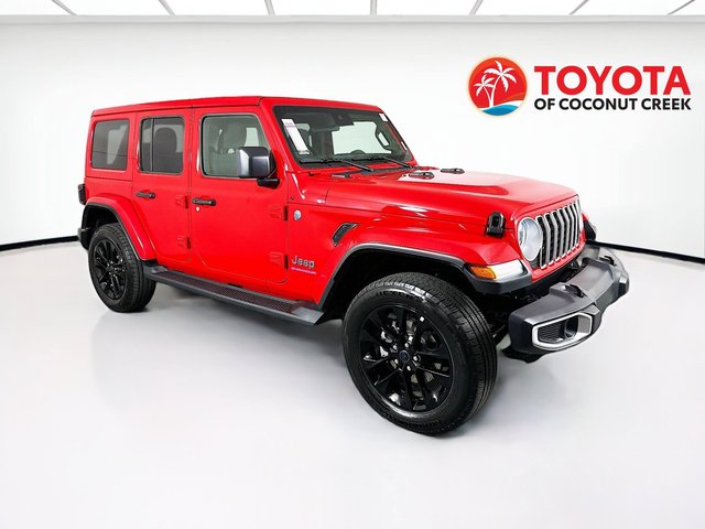 2025 Jeep Wrangler media 1