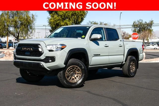 2023 Toyota Tacoma Trail Double Cab 4WD V6 Auto Short Bed's photo