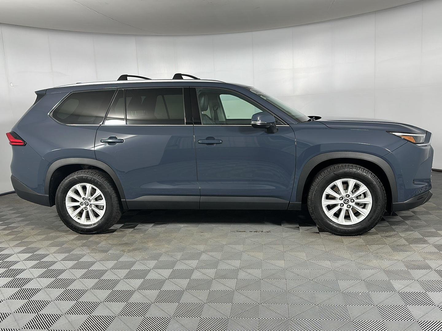 Used 2024 Storm Cloud Toyota XLE image 30