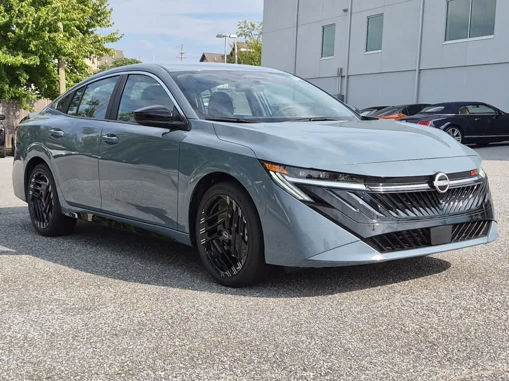 New 2027 Atlantic Gray Metallic Nissan SR image 2