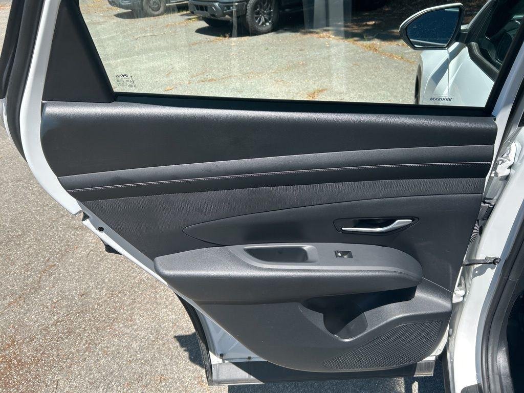 New 2026 White Hyundai SE AWD image 24
