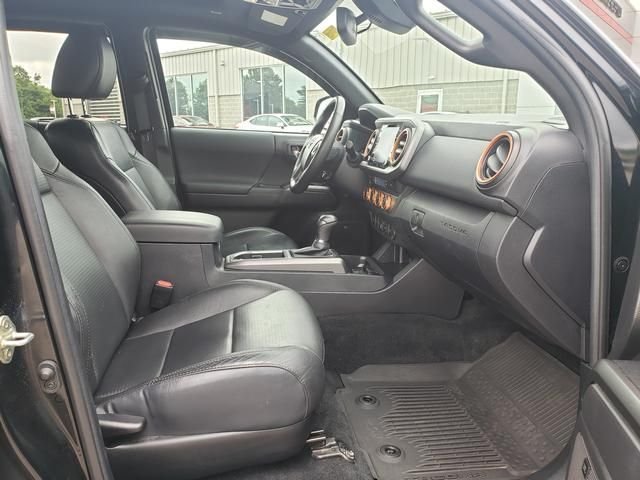 Used 2022 Black Toyota TRD Off-Road image 15
