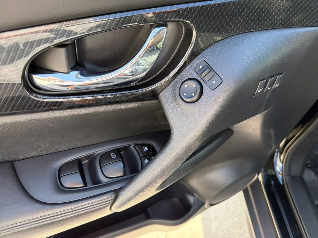2019 Nissan Rogue SL - Photo 24