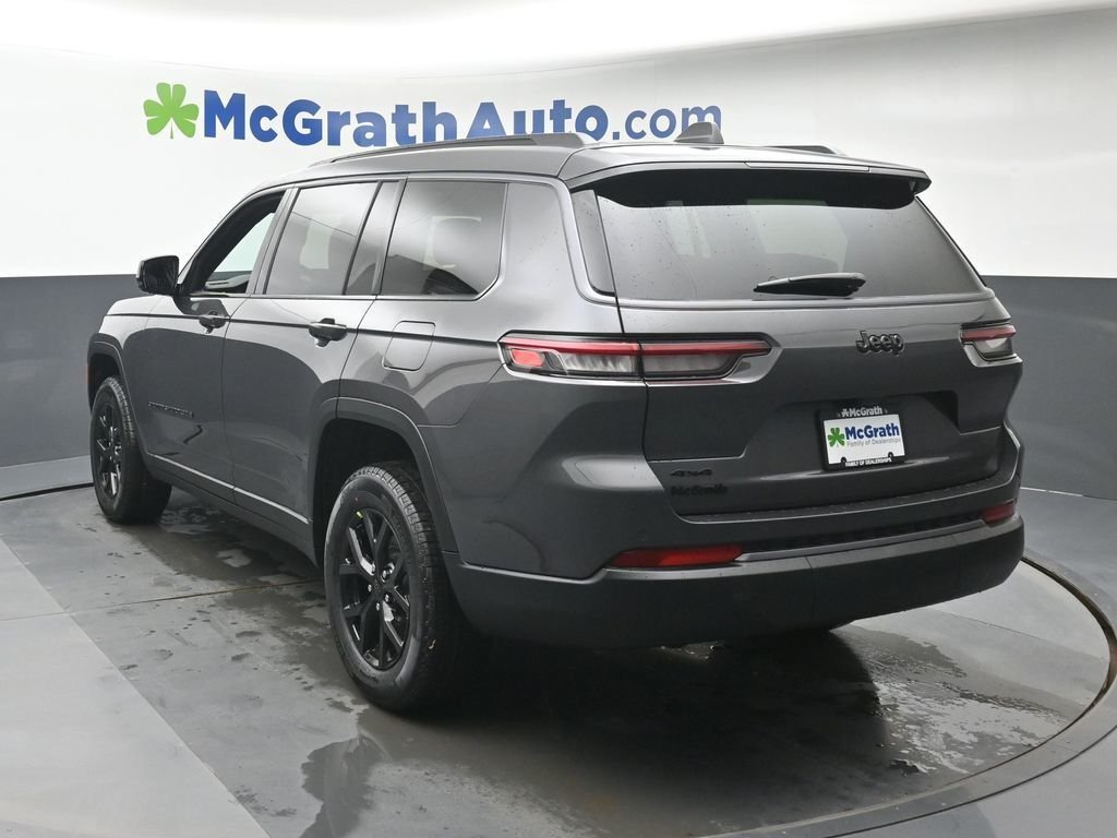 New 2026 Baltic Gray Metallic Clear-Coat Exterior Paint Jeep Altitude image 28