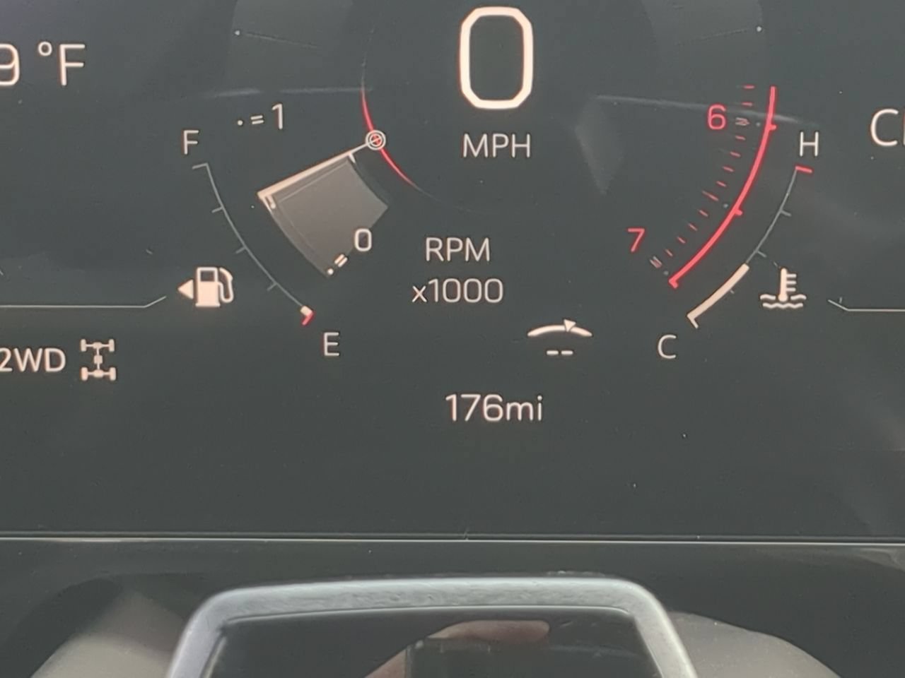 New 2026 Sterling Metallic GMC Elevation image 12