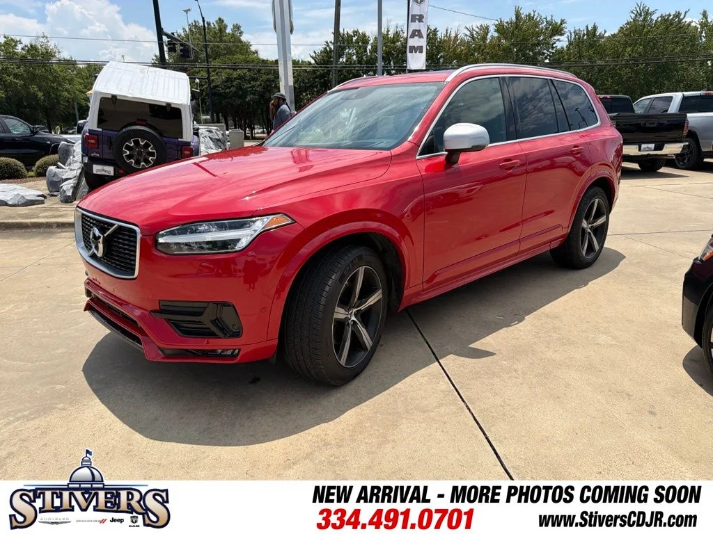 Used 2019 Red Volvo T6 R-Design image 6