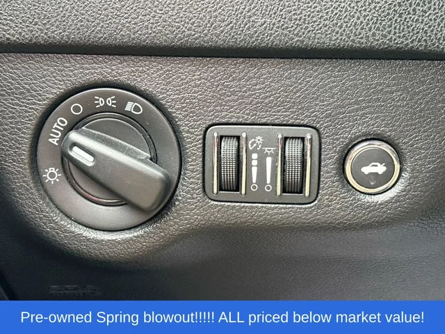 Used 2016 Silver Dodge Police image 30