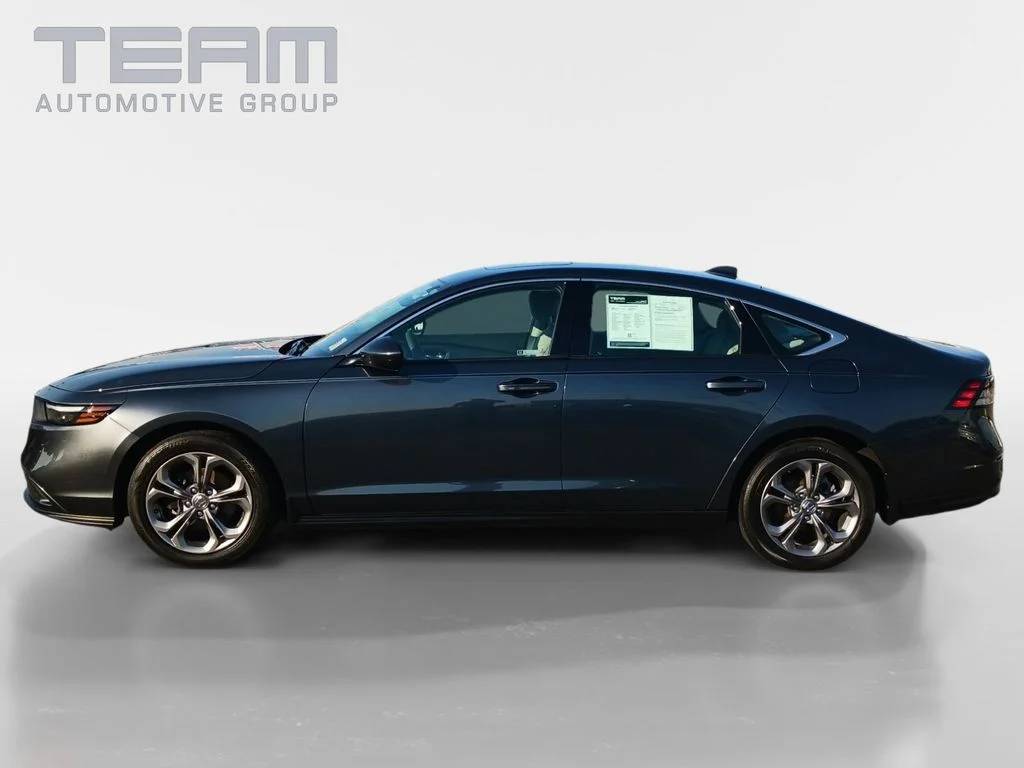 Used 2023 Gray Honda EX image 4