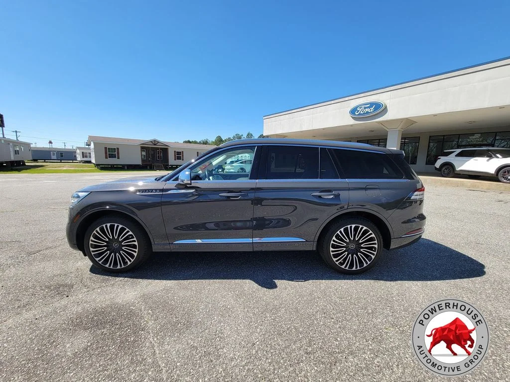 Used 2022 Gray Lincoln Black Label image 2