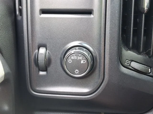 Used 2015 Gray Chevrolet WT image 27