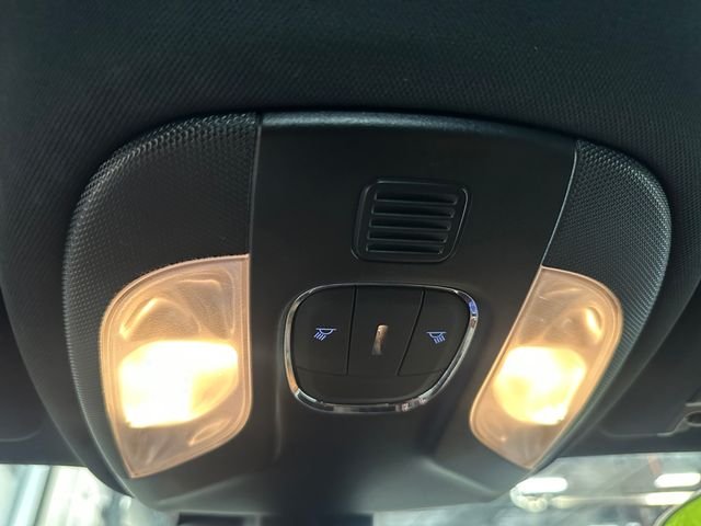 Used 2025 White Jeep Limited image 31