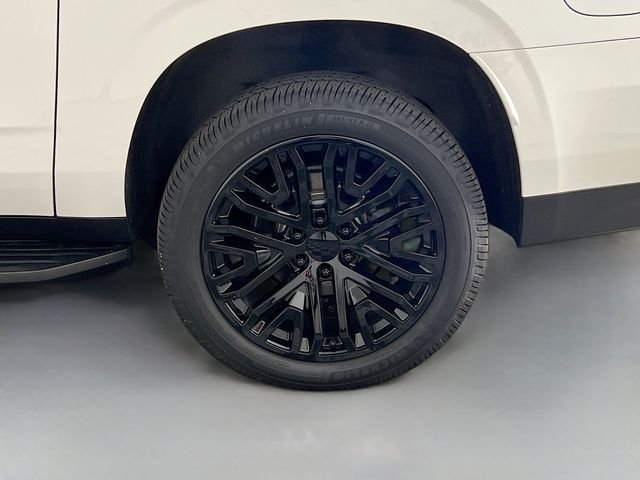 2022 Chevrolet Suburban LT - Photo 39