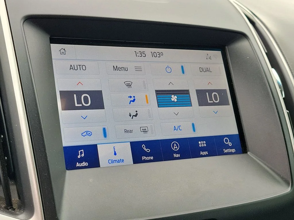 Used 2020 Magnetic Metallic Ford SEL image 25