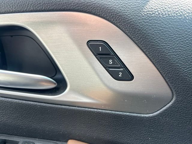 Used 2021 White Chrysler Limited image 18