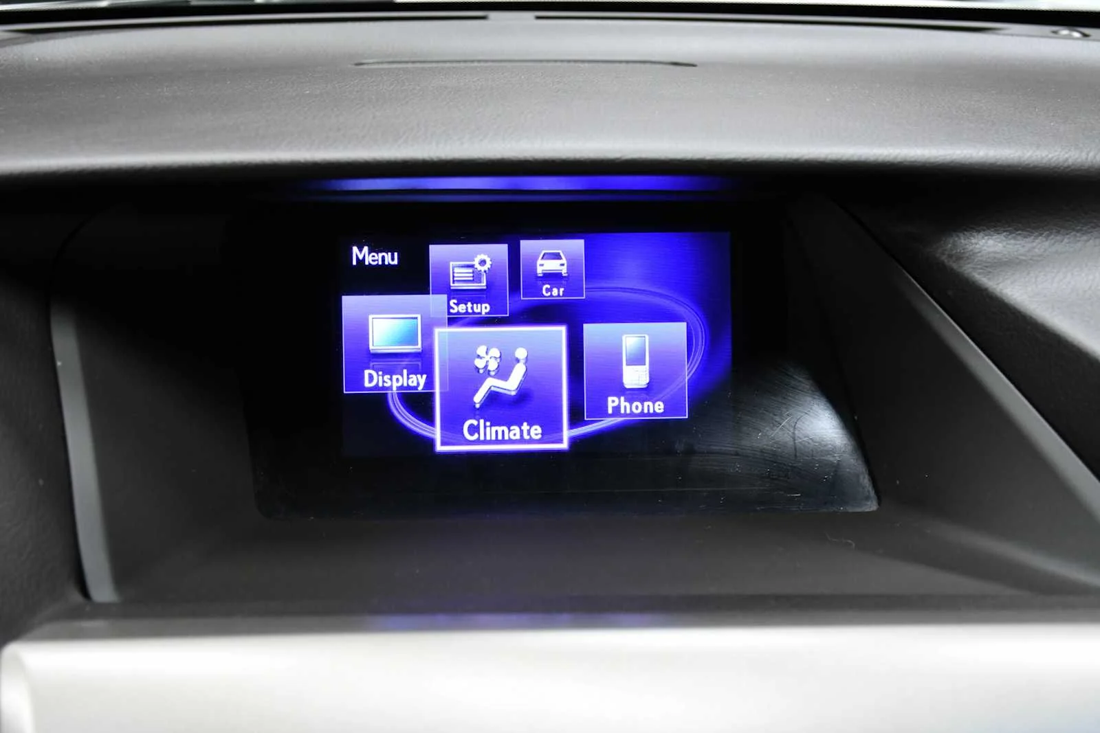 Used 2013 Starfire Pearl Lexus  image 17