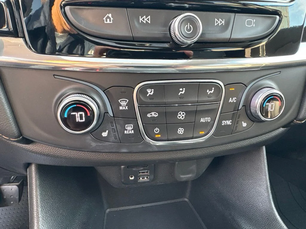 Used 2021 Mosaic Black Metallic Chevrolet RS image 20