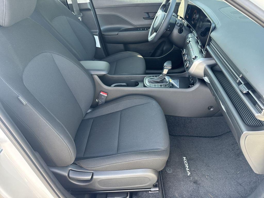New 2026 White Hyundai SE FWD image 13