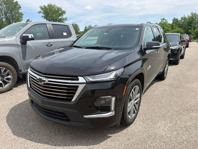 Certified Used 2023 Mosaic Black Metallic Chevrolet High Country image 2