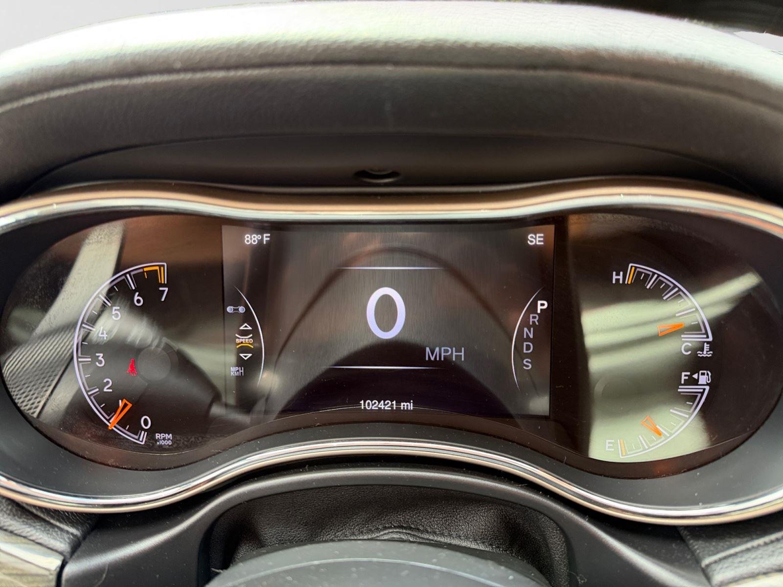 Used 2015 Brilliant Black Crystal Pearlcoat Jeep Overland image 16