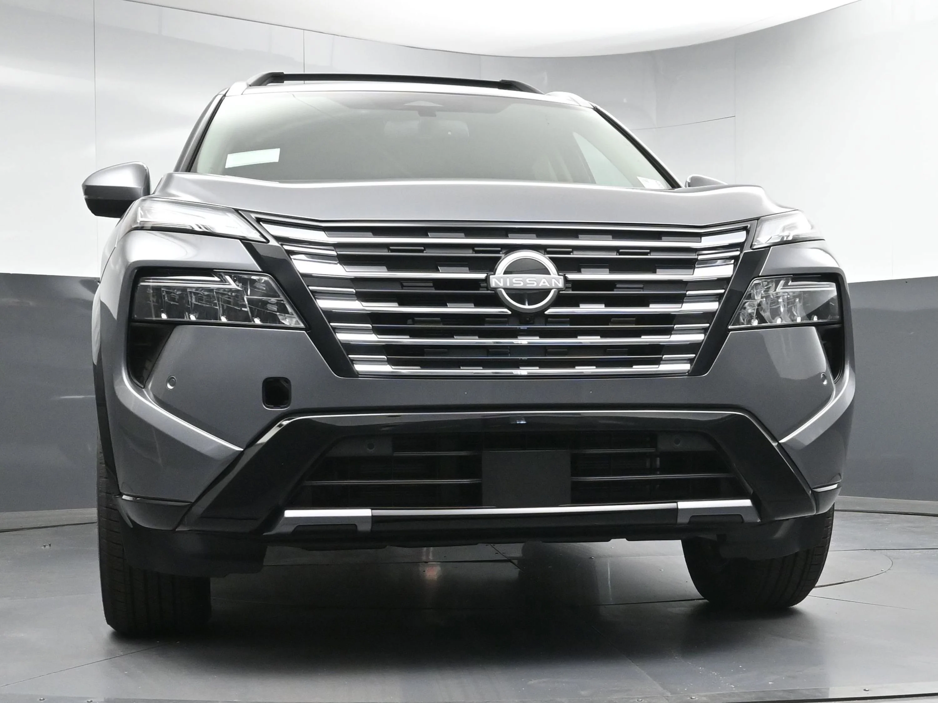 New 2026 Gun Metallic Nissan Platinum image 26
