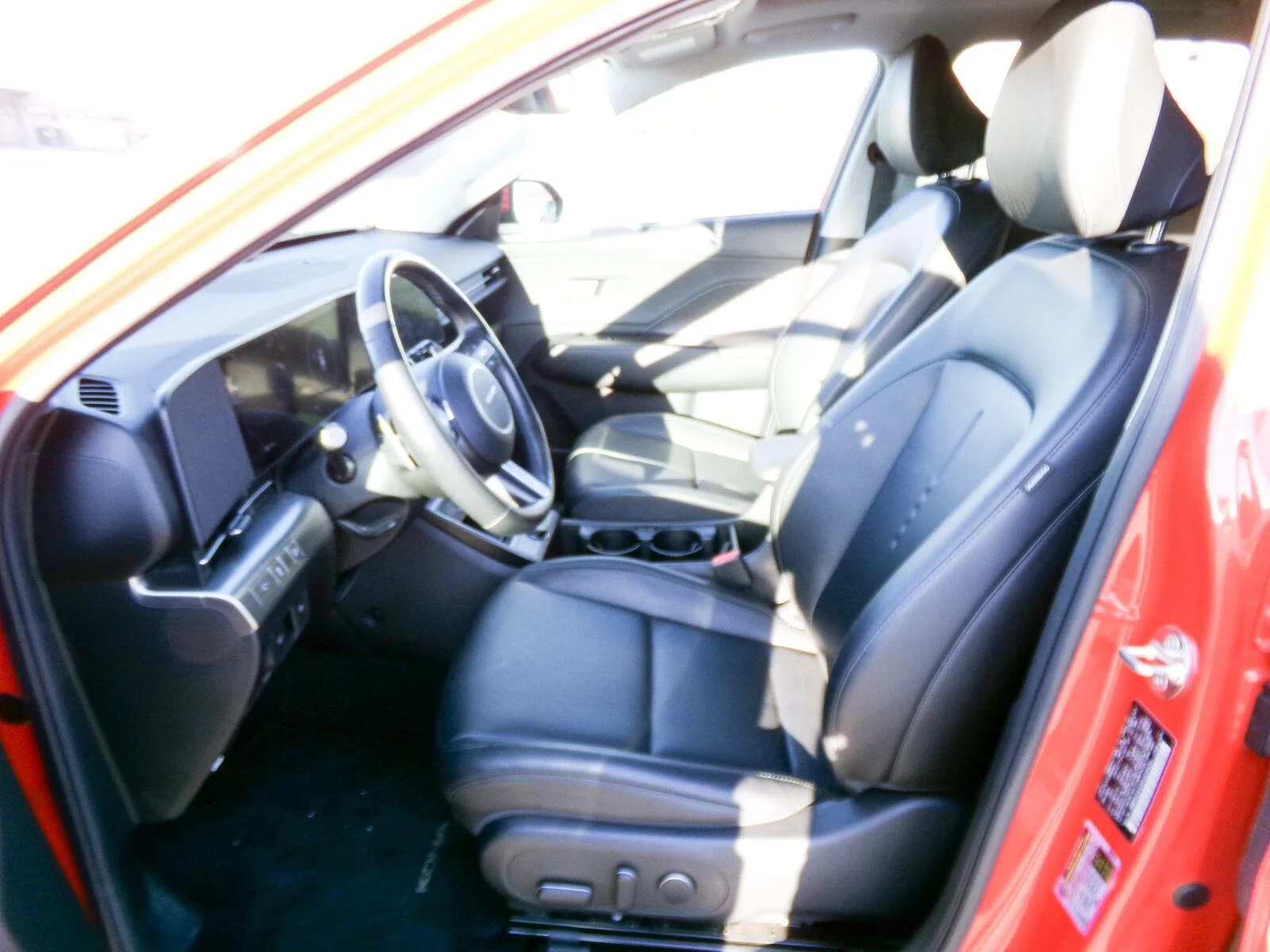 Used 2024 Soultronic Orange Pearl Hyundai Limited image 12