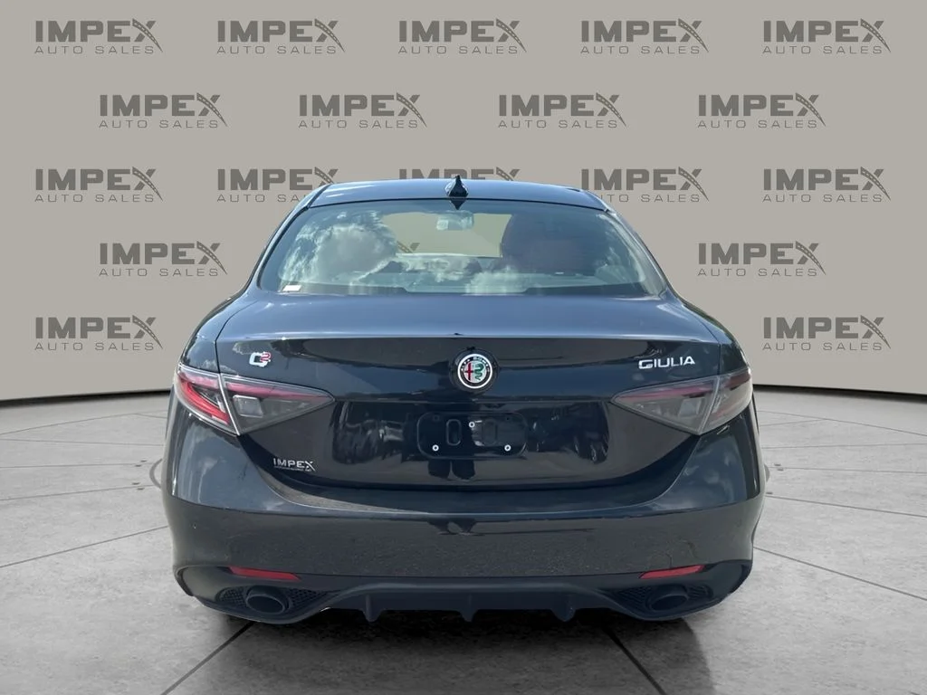 Used 2024 Black Alfa Romeo Veloce image 4