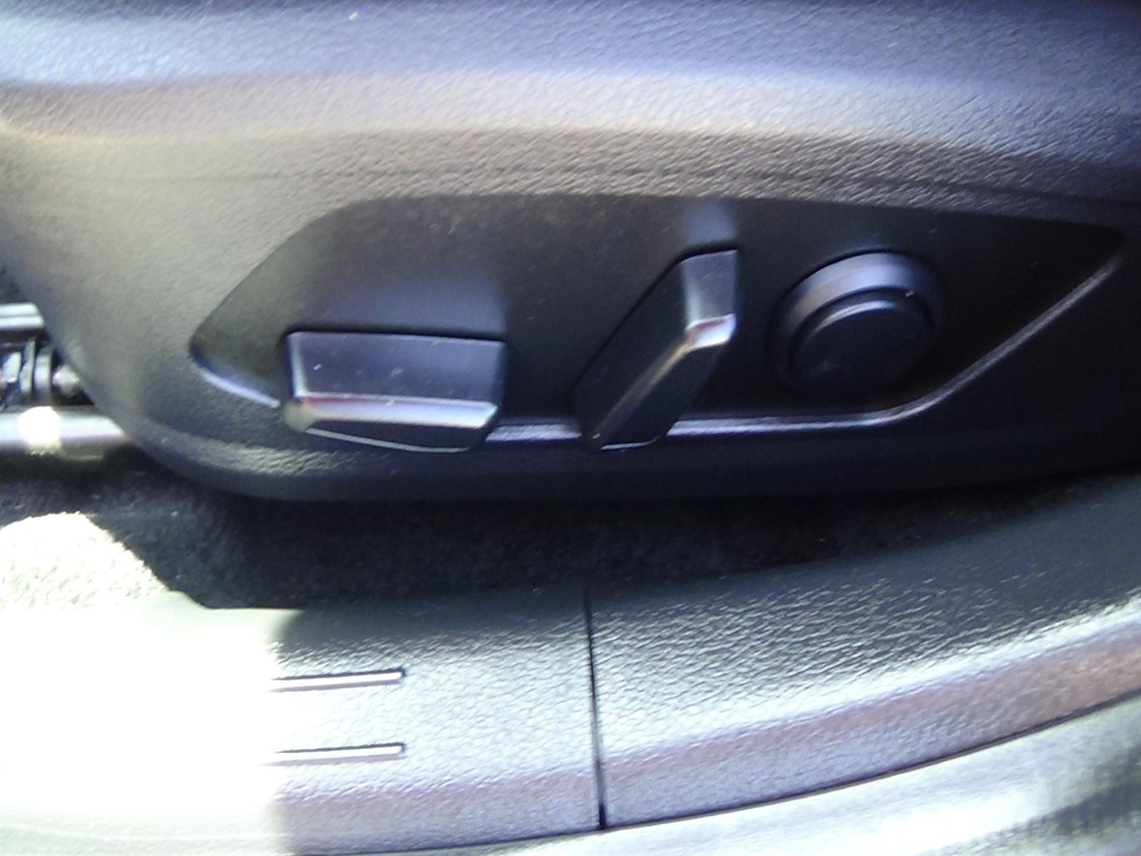 Certified Used 2025 Carbon Blue Pearl (xb9) Hyundai SEL image 16