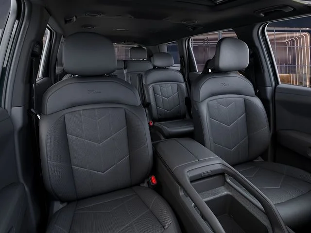 New 2027 Black Jade Green Kia X-Line EX image 16