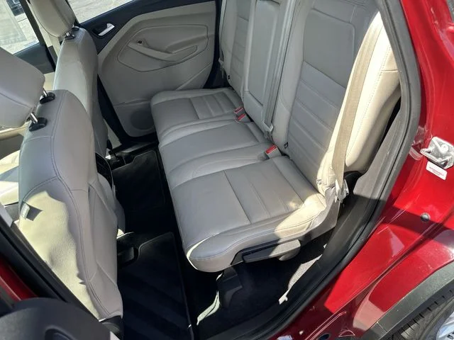 Used 2018 Red Ford SEL image 25