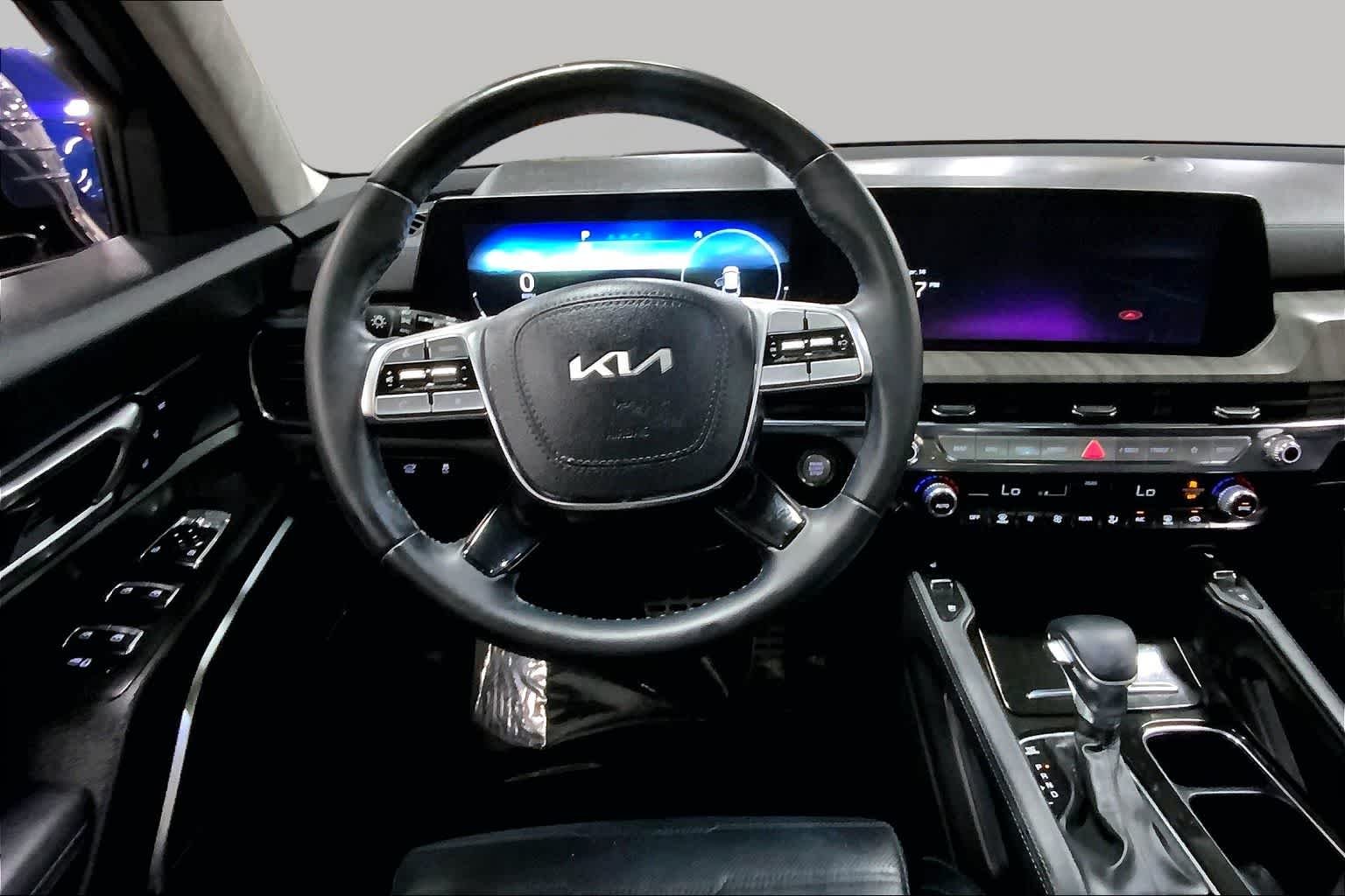 Used 2023 Midnight Lake Blue Kia SX Prestige image 6