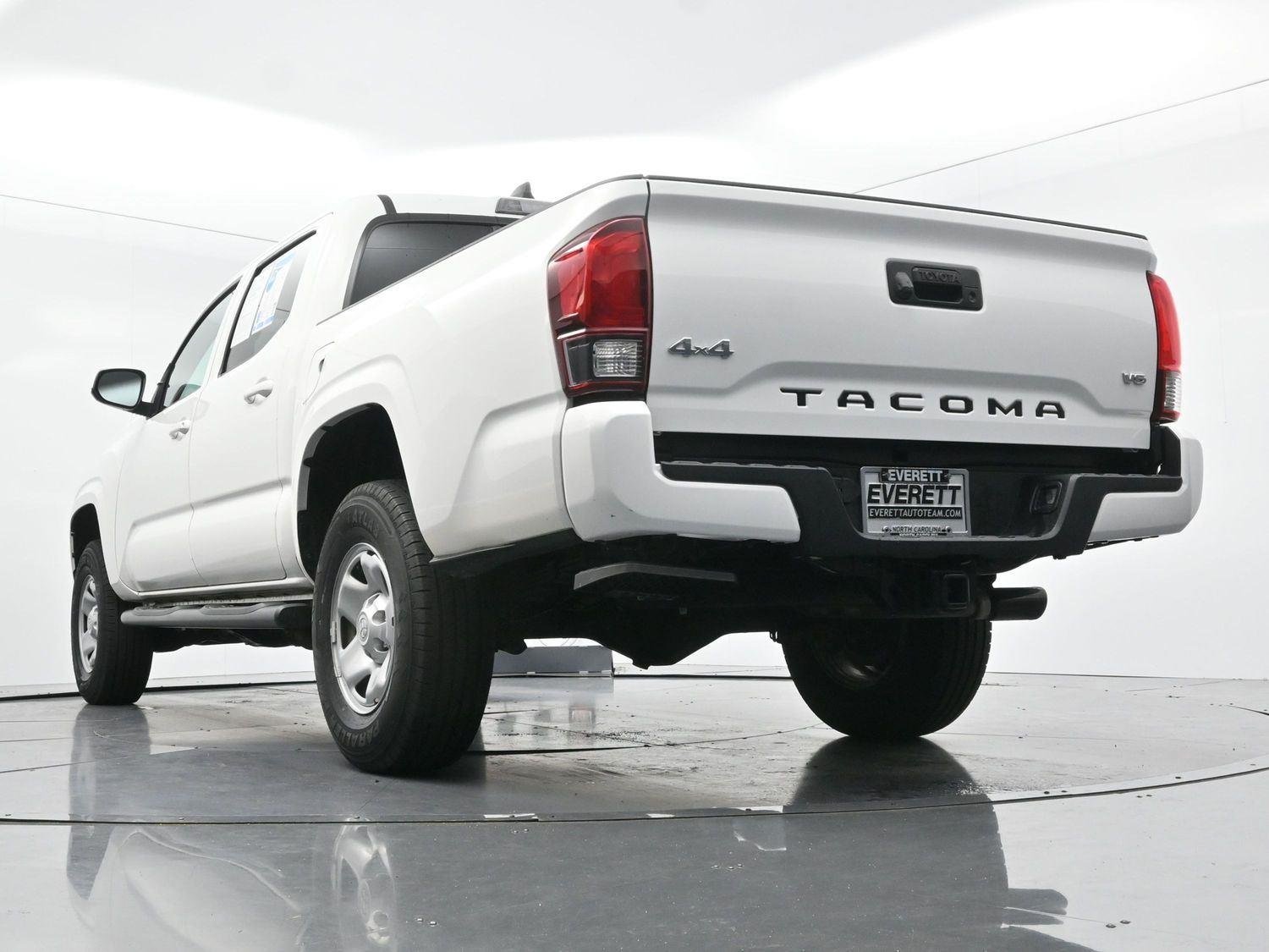 Used 2023 White Toyota SR image 43