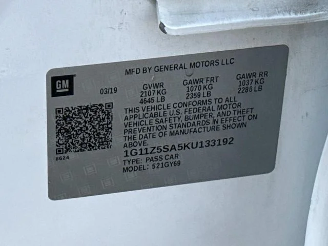 Used 2019 White Chevrolet LT image 30