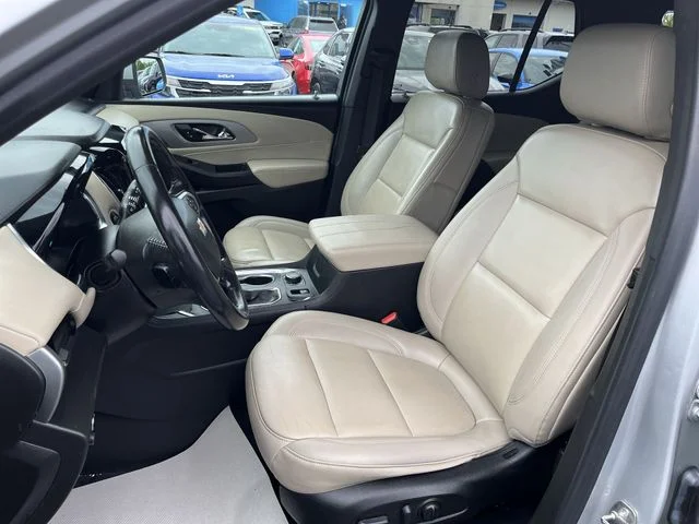 Used 2022 Silver Chevrolet LT Leather image 15