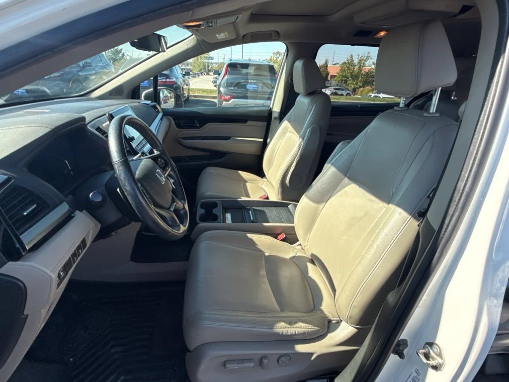 Used 2019  Honda Elite image 3