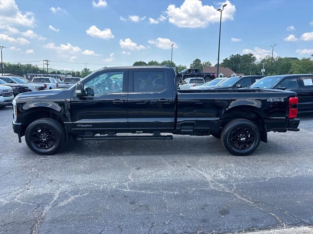 Used 2025 Black Ford Lariat image 4