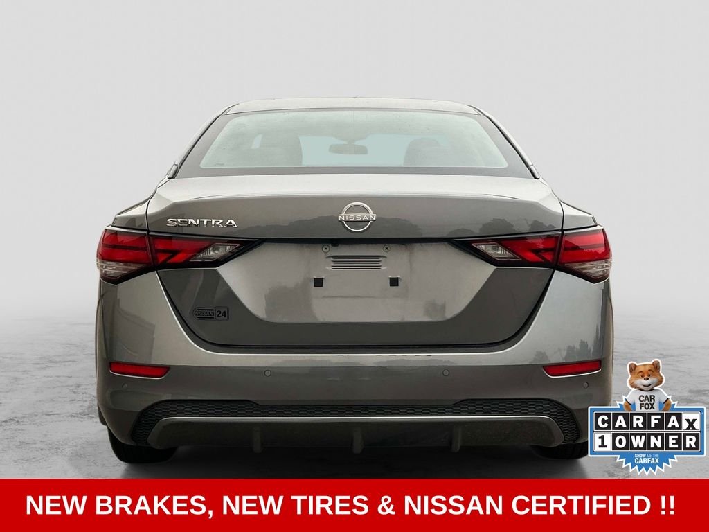 Used 2025 Gray Nissan S image 4