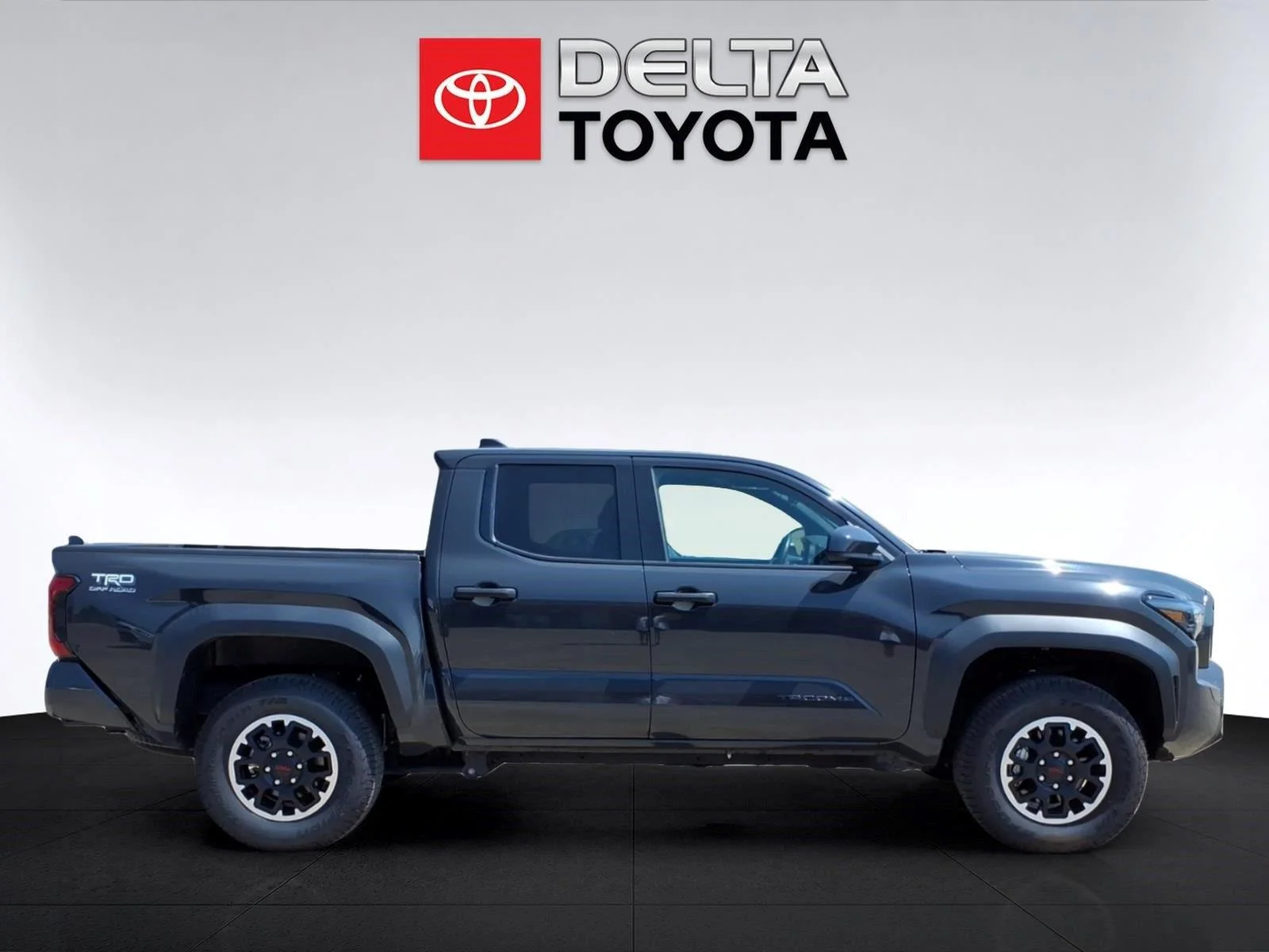 Used 2025 Underground Toyota TRD Off-Road image 6