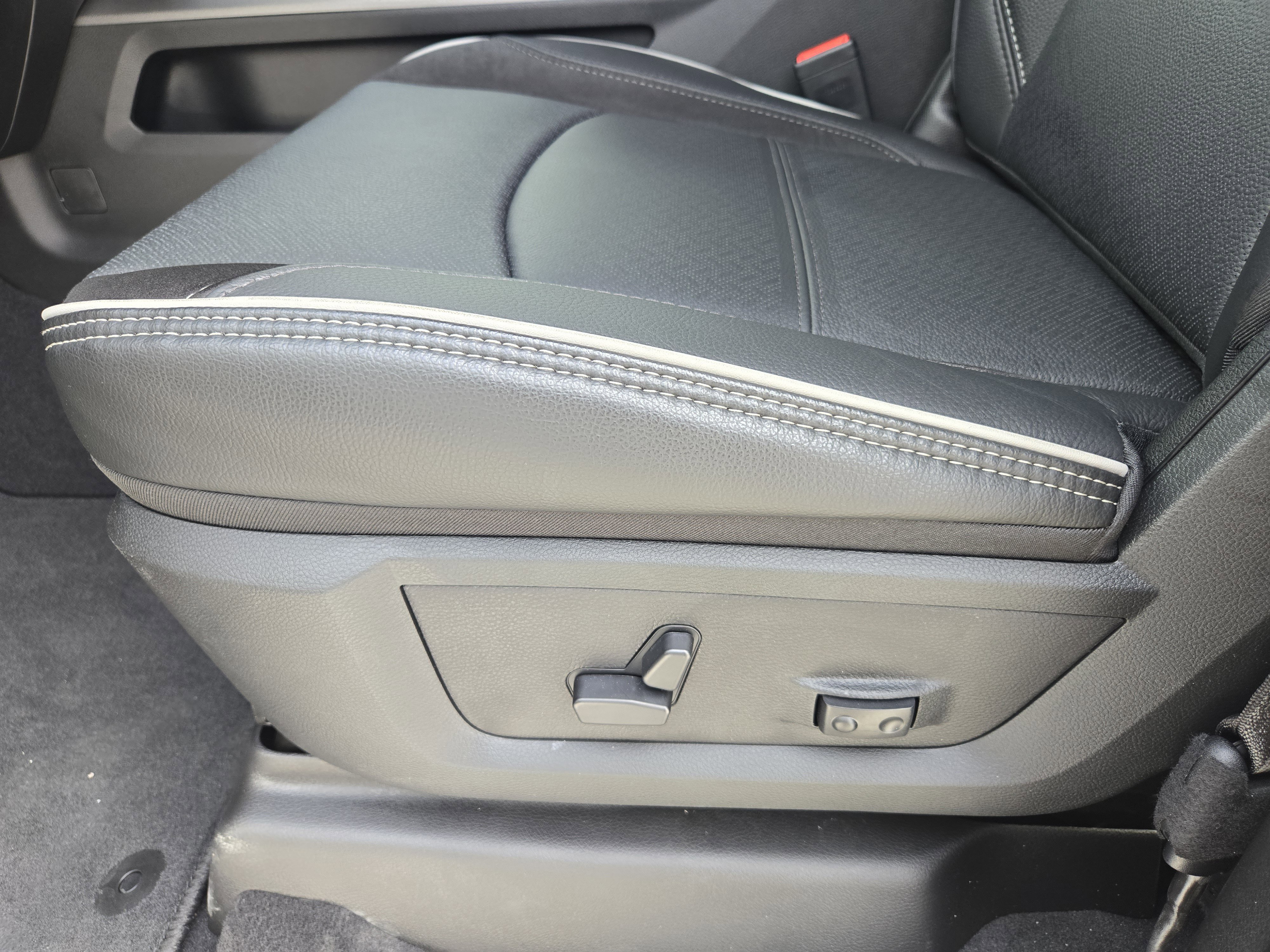 New 2026 Forged Blue Metallic Exterior Paint RAM Laramie image 20
