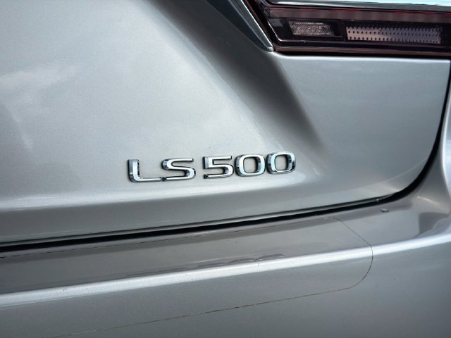 Used 2018 Silver Lexus LS 500 image 11