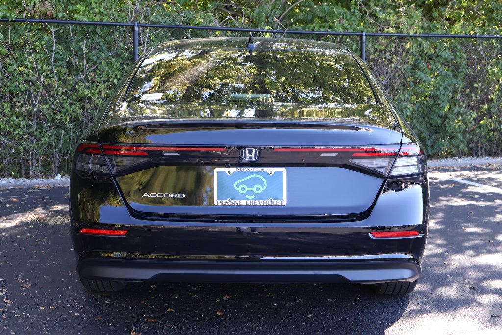 2025 Honda Accord SE - Photo 6