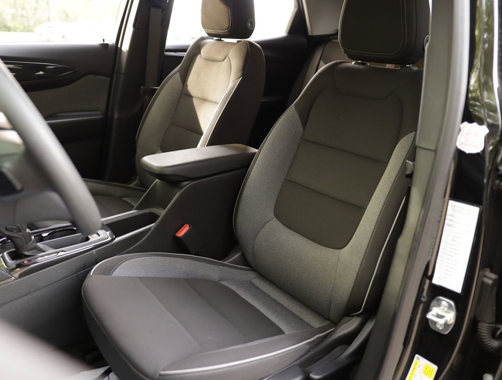 Used 2025 Mosaic Black Metallic Chevrolet LT image 20
