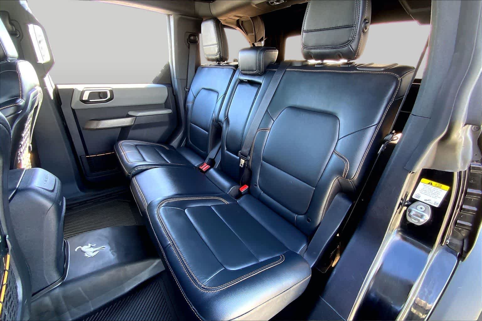 Used 2022 Shadow Black Ford Badlands image 31