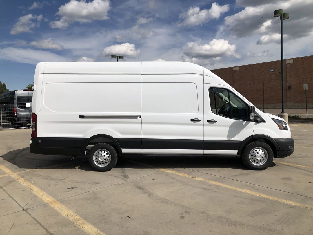 New 2026 Oxford White Ford  image 5