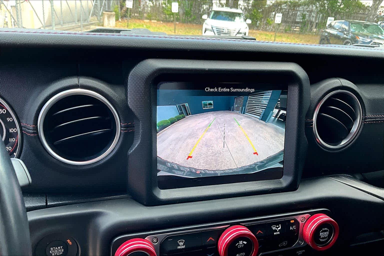 Used 2020 Black Clearcoat Jeep Recon image 48