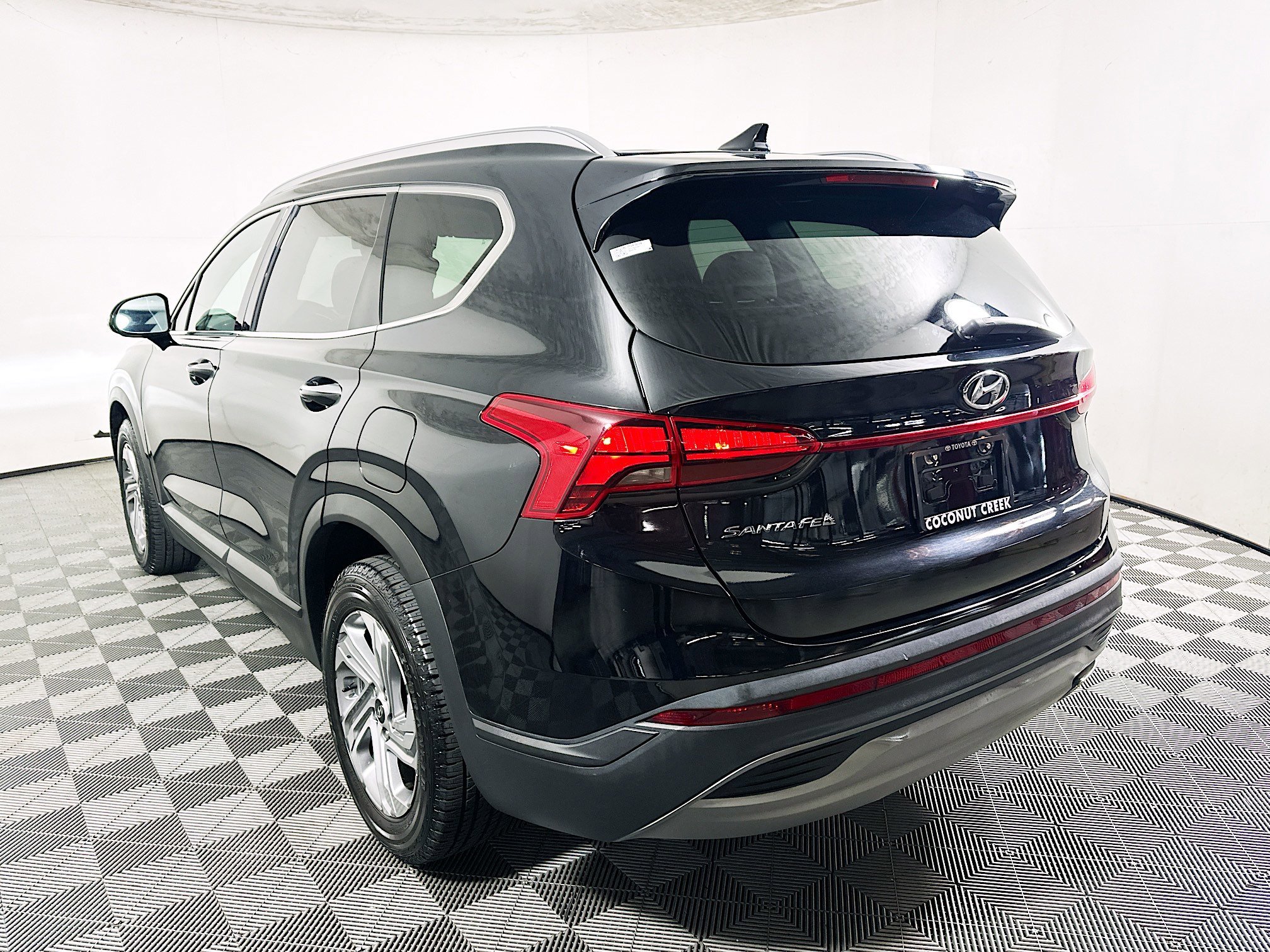 2023 Hyundai Santa thumbnail 7